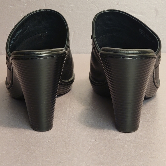 BORN WOMENS 8M Black Leather Clogs - Picture 5 of 7